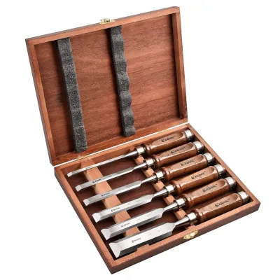 ciseaux à bois