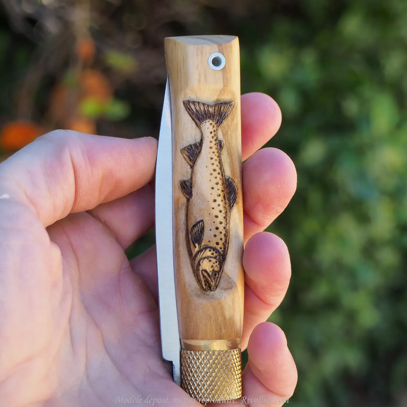 Cadeau pêcheur couteau truite h4